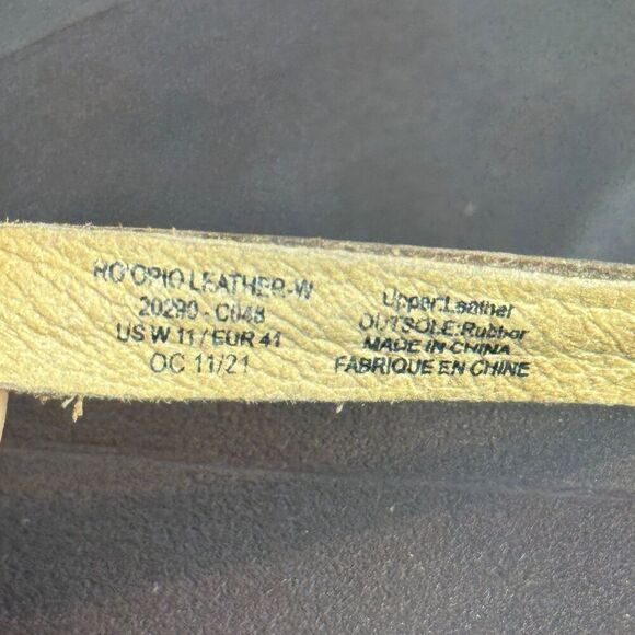 OluKai Ho'opio Leather thong sandals size W11 - Picture 6 of 7